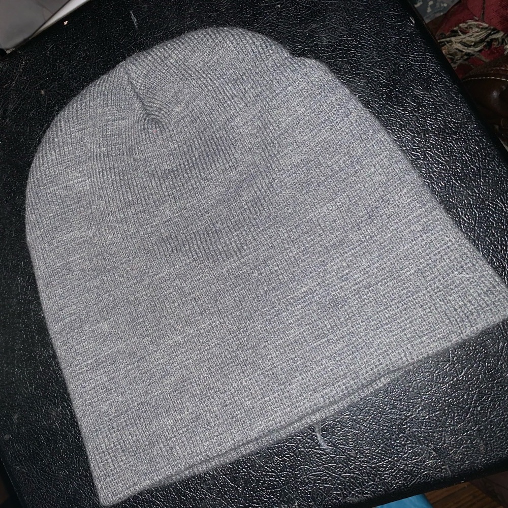 gray beanie